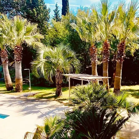 Charming With Pool * Hyères