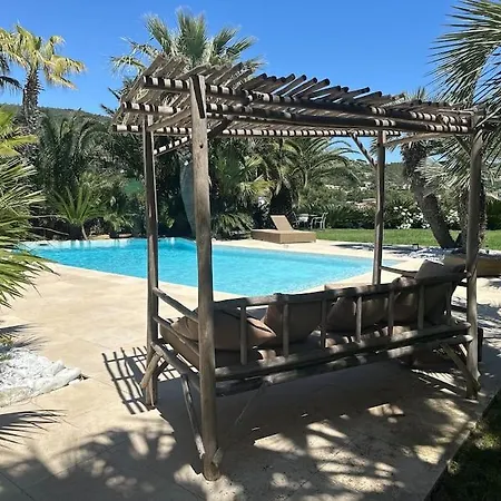 Charming With Pool *